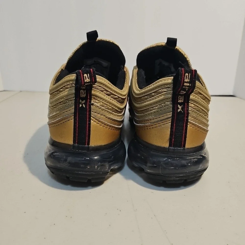 Nike Air Vapormax 97 GS Boys Size 6Y Gold Athletic Shoes Sneakers AQ2657-700